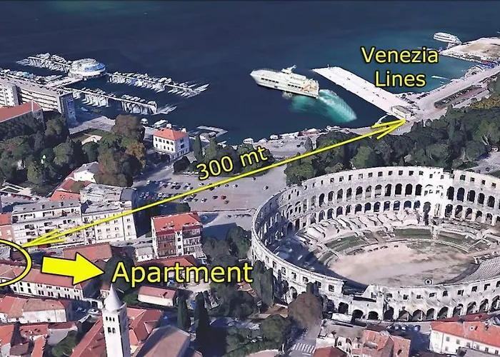 Colosseum View Apartment Pula