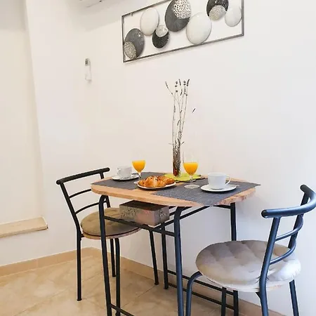 Colosseum View Daire Pula